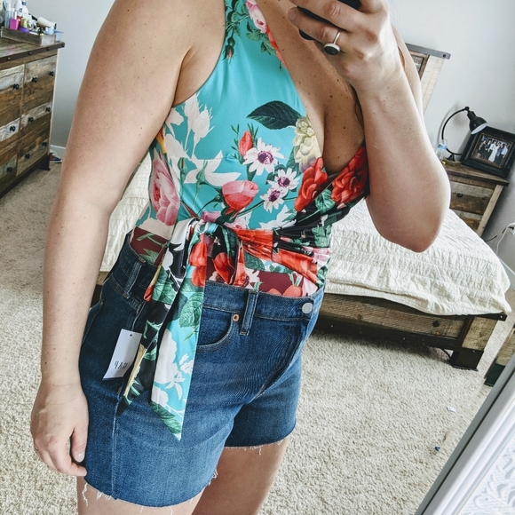 🆕🌿FLORAL BODYSUIT🌿 - Picture 13 of 14